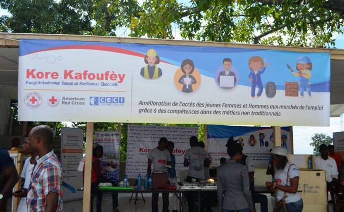 Ha&iuml;ti : Une formation professionnelle de haut niveau pour des jeunes de Carrefour-feuilles