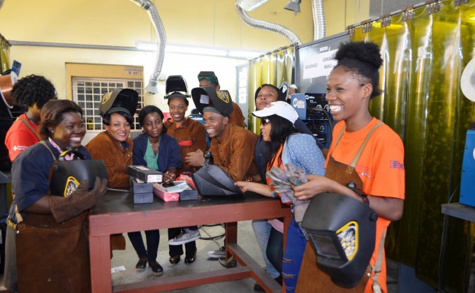 Ha&iuml;ti : Une formation professionnelle de haut niveau pour des jeunes de Carrefour-feuilles