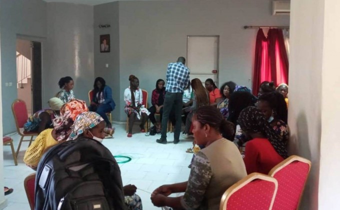 &Agrave; Dakar, les jeunes et les femmes transforment les d&eacute;chets en ressources - Article du Devoir