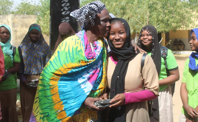 Mali - Mise &agrave; disposition de kits d'hygi&egrave;ne menstruelle pour les adolescentes dans plusieurs lyc&eacute;es.